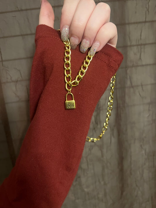 Ron lock necklace